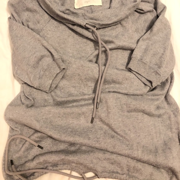 LOFT Sweaters - 🎉 HOST PICK 🛍LOFT SLOUCHY SHORT SLEEVE COWL NECK